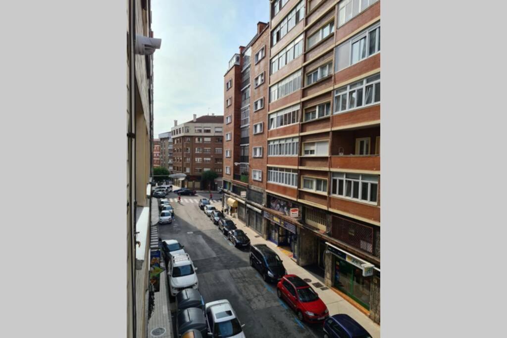 124a Moderno 3 Apartment *