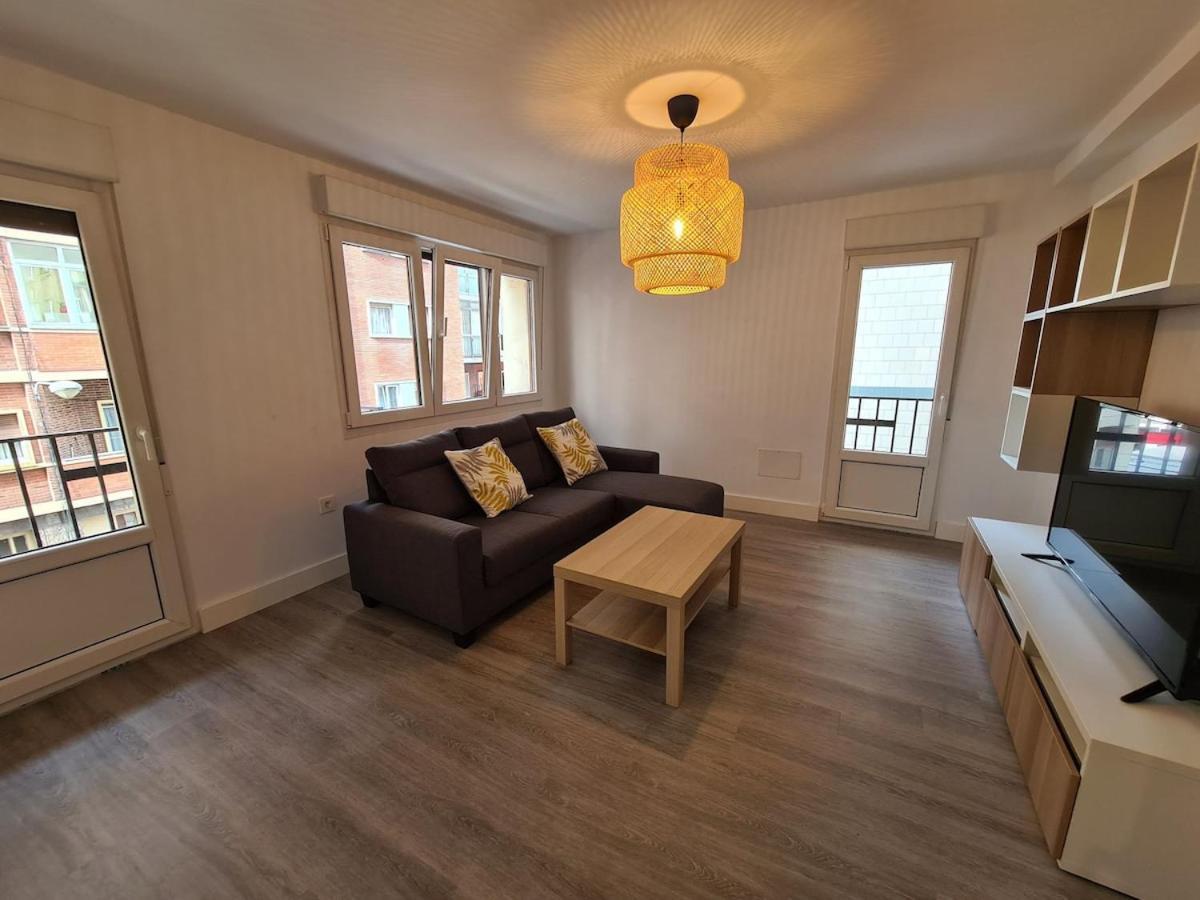 124a Moderno 3 Apartment *