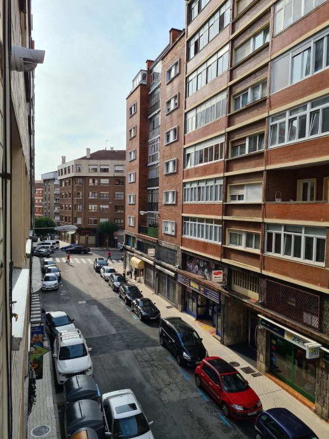 124a Moderno 3 * Gijón